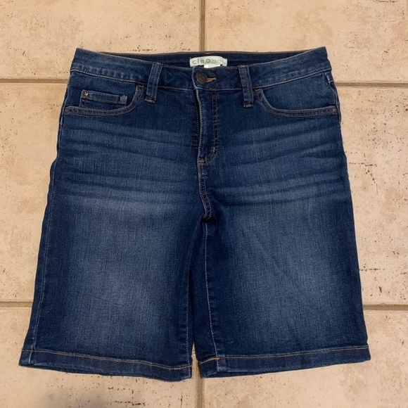 💜 Cleo Petites Dark Wash Denim Bermuda Jean Shorts Size 6 (Petite) - Picture 5 of 5